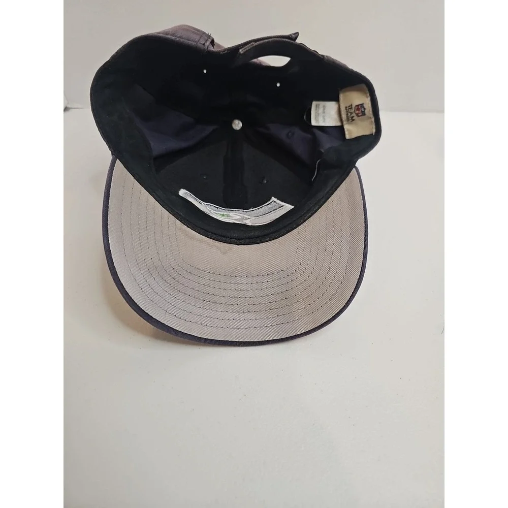 Seattle Seahawks‎ Hat NFL Team Apparel Strapback Adjustable Football Cap